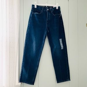 NWT Old Navy Sky-Hi Straight Dark Wash Jeans / 4